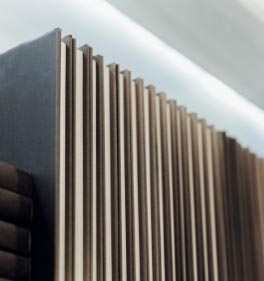 photo-sm-bookshelf